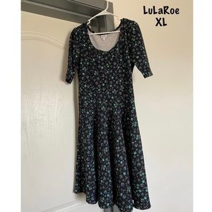 LulaRoe Nicole Circle Dress